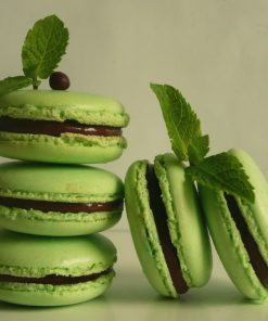 Alternative view of Pfefferminze Macaron